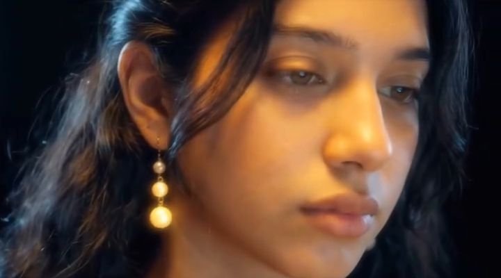 Shanaya, campaign frame 2 of 4